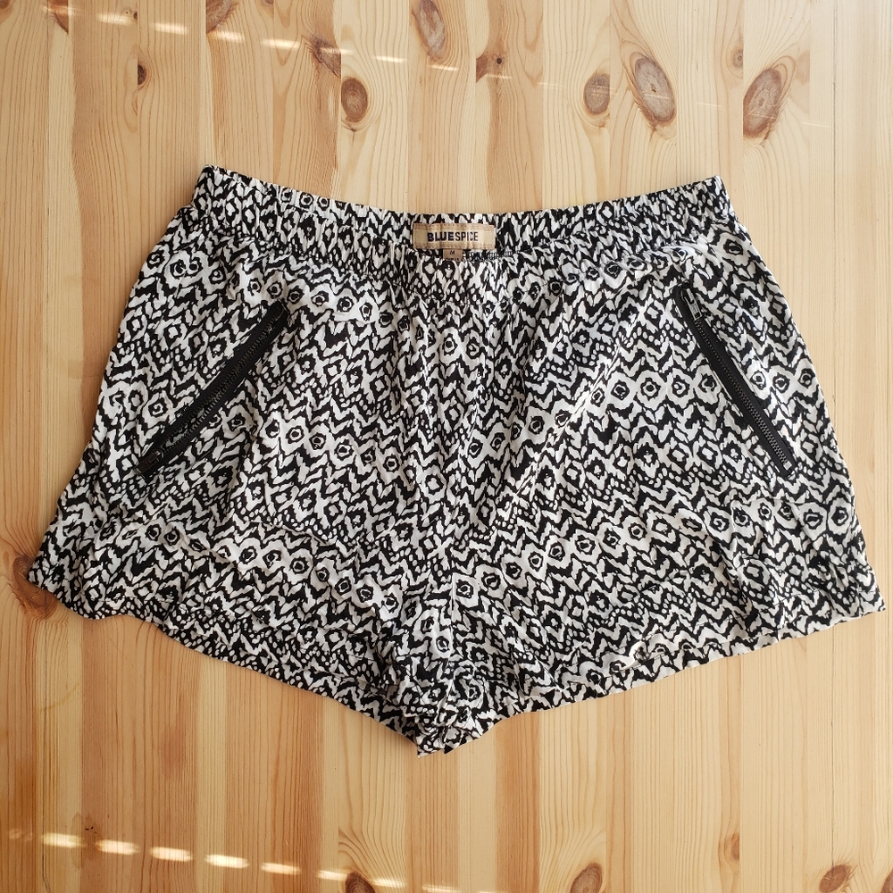 📦Patterned Shorts📦